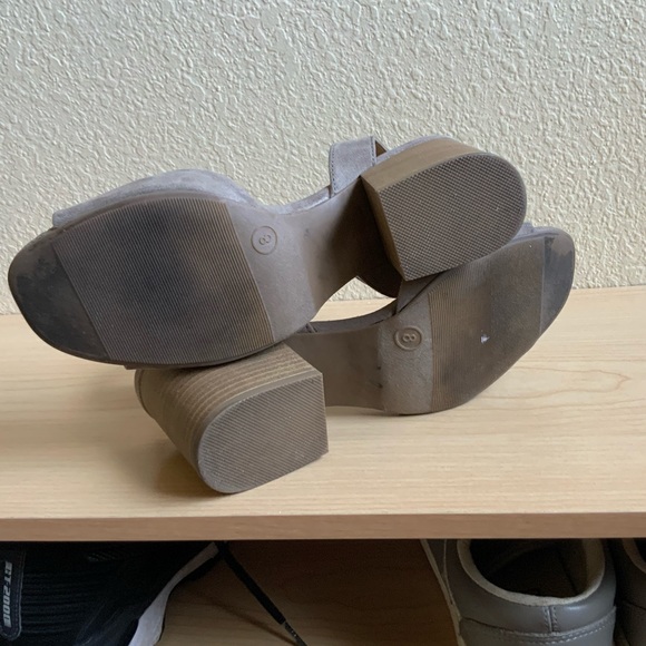 DONATED - Picture 5 of 8